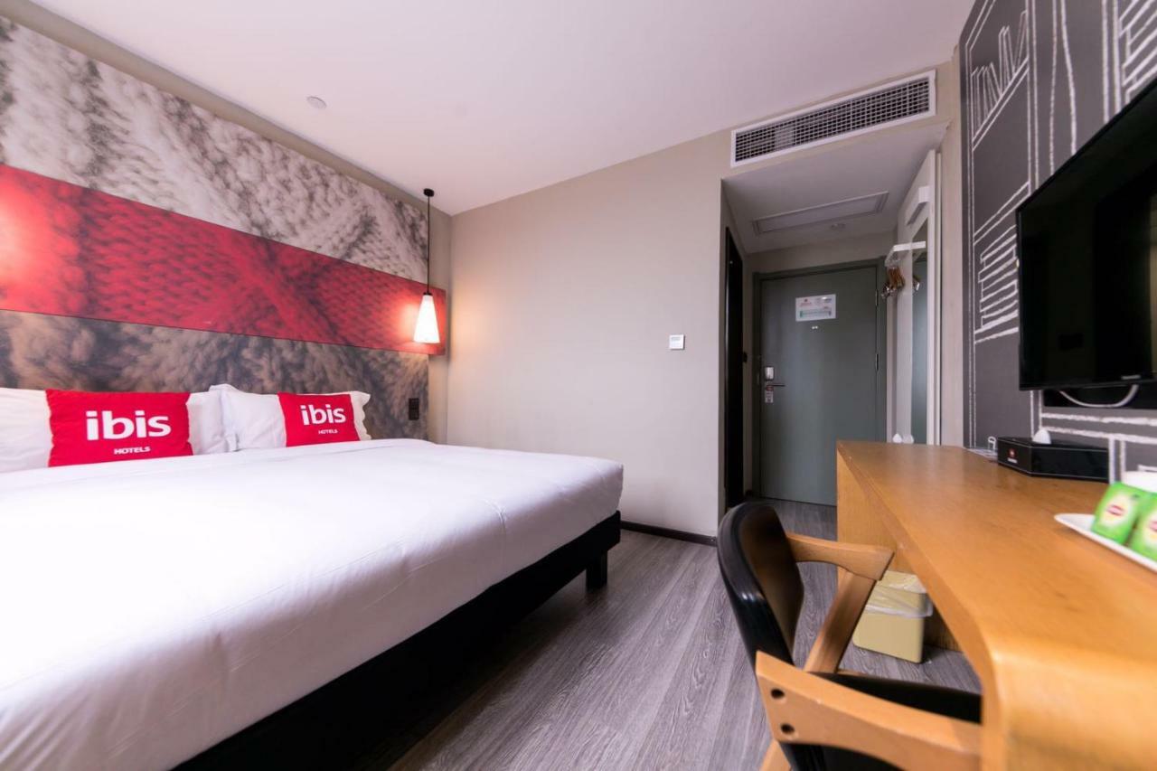 Ibis Shanghai Gubei Exterior photo